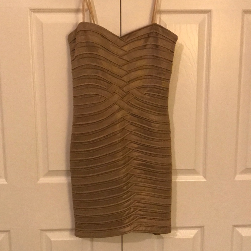 BCBGMaxAzria Gold strapless dress